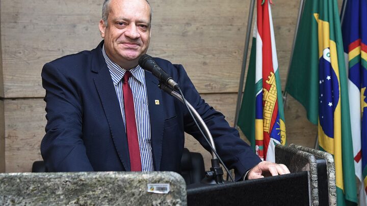 Vereador Jorge Quintino pede que seja obrigatório tempo extra nas aplicações de provas, para pessoas com TDAH