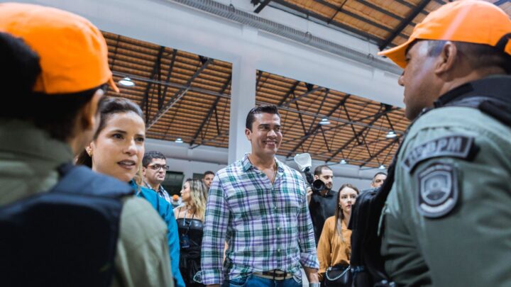 Prefeito Rodrigo Pinheiro comemora sucesso da primeira noite do novo pátio de eventos de Caruaru