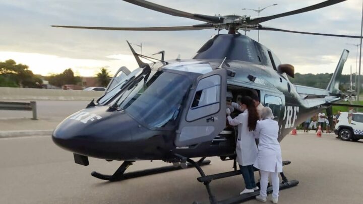Paciente com traumatismo craniano é removido de helicóptero de Paudalho para Recife