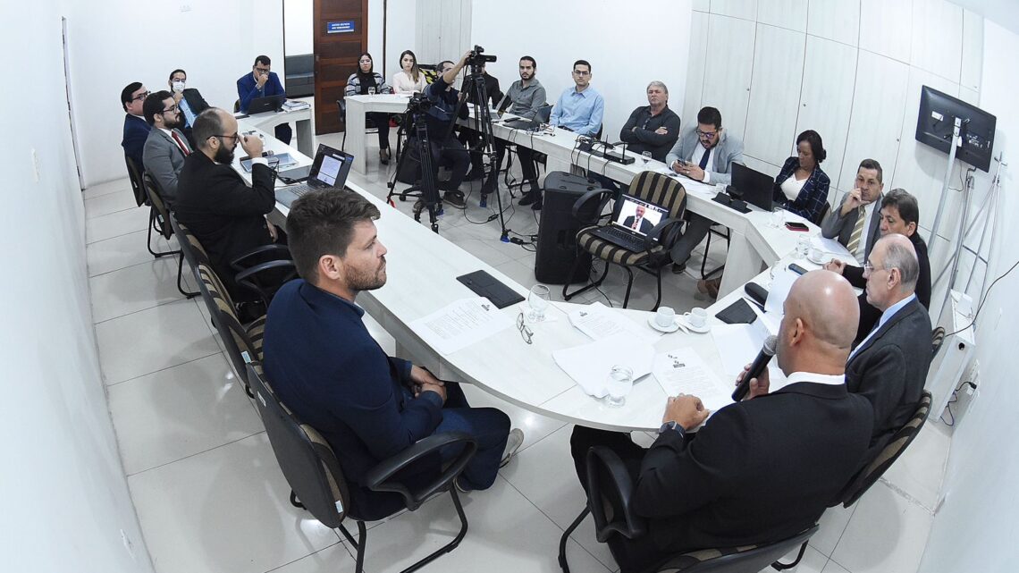 Comissão de Ética da Câmara de Caruaru, decide não cassar mandato de Kátia das Rendeiras Comissão de Ética da Câmara de Caruaru, decide não cassar mandato de Kátia das Rendeiras