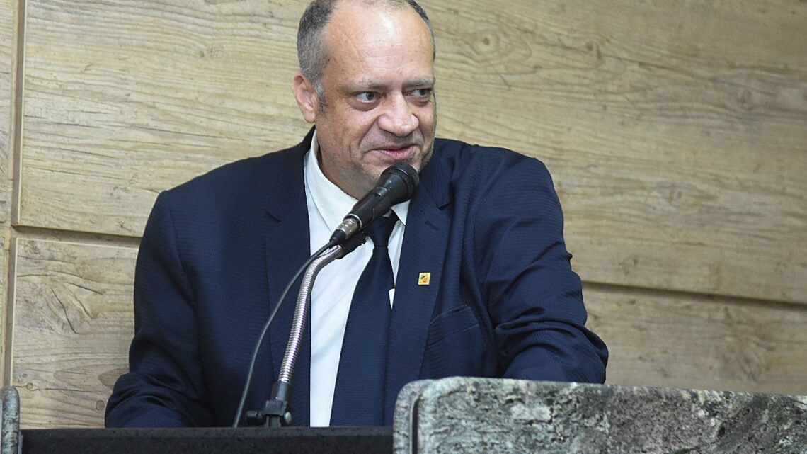 Vereador Jorge Quintino visa melhorar inclusão de pessoas com deficiência nas escolas, através de Projeto
