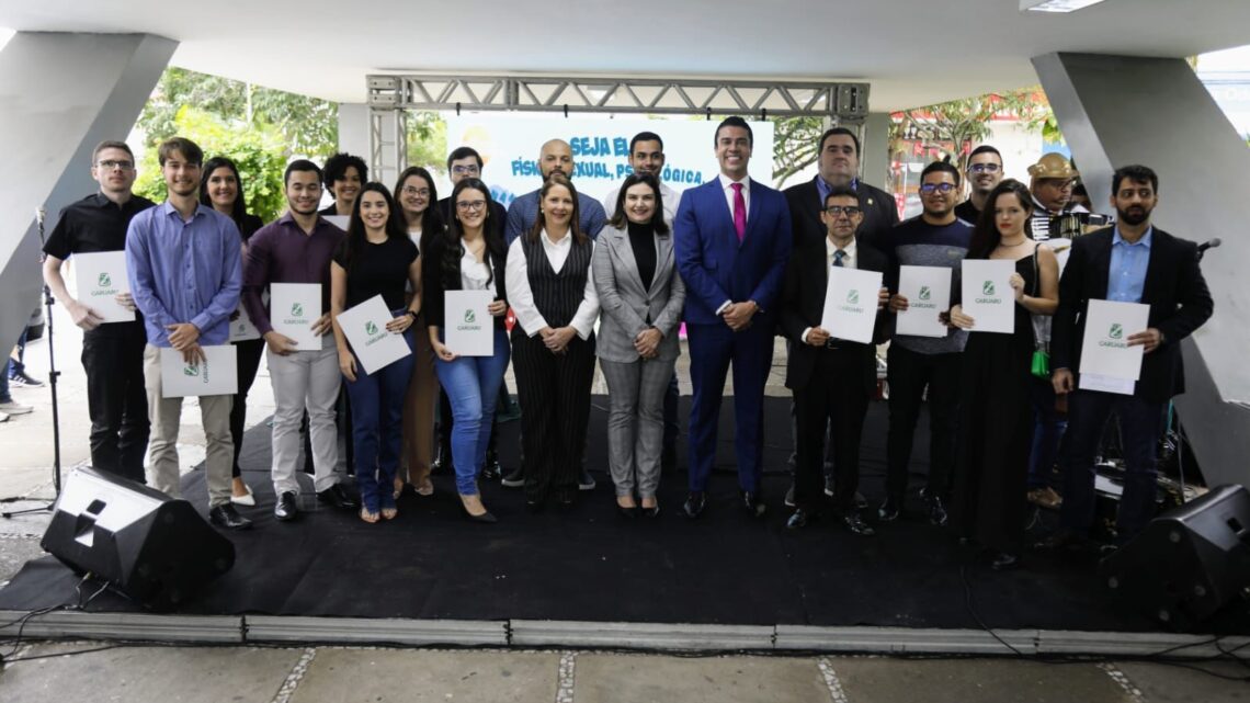 Rodrigo Pinheiro dá posse aos primeiros aprovados do maior Concurso Público da história de Caruaru