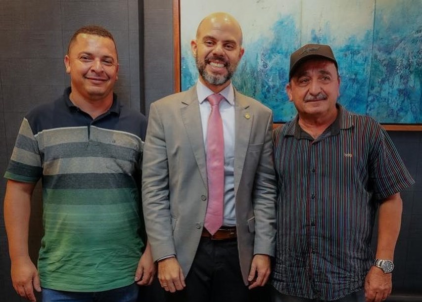 Vereador Ranilson se reúne com deputado Romero Sales, em busca de melhorias para Caruaru Vereador Ranilson se reúne com deputado Romero Sales, em busca de melhorias para Caruaru