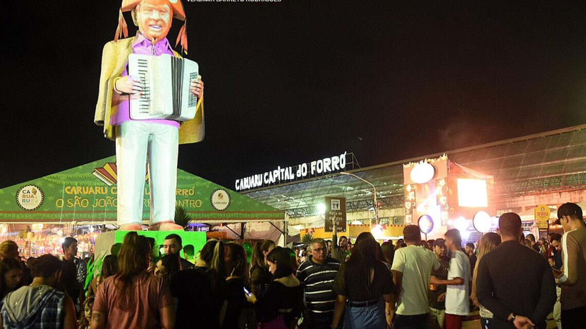 Confira os horários das apresentações desta sexta-feira (30) em Caruaru Confira os horários das apresentações desta sexta-feira (30) em Caruaru