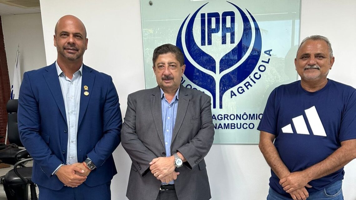 No IPA, Anderson Correia busca ações para fortalecer agricultura familiar em Caruaru No IPA, Anderson Correia busca ações para fortalecer agricultura familiar em Caruaru