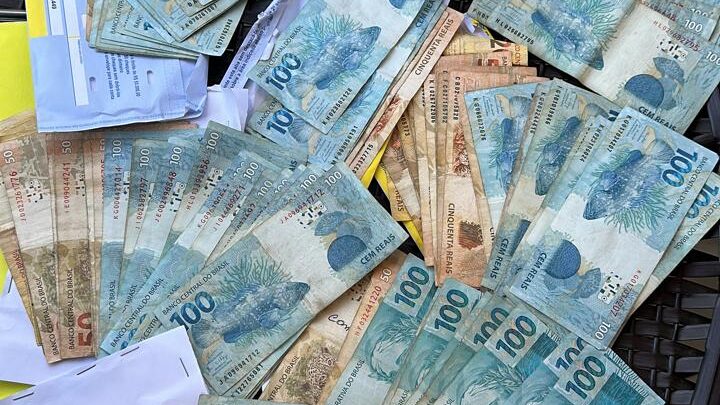 PF desarticula organização especializada em crimes contra a administração pública e lavagem de dinheiro
