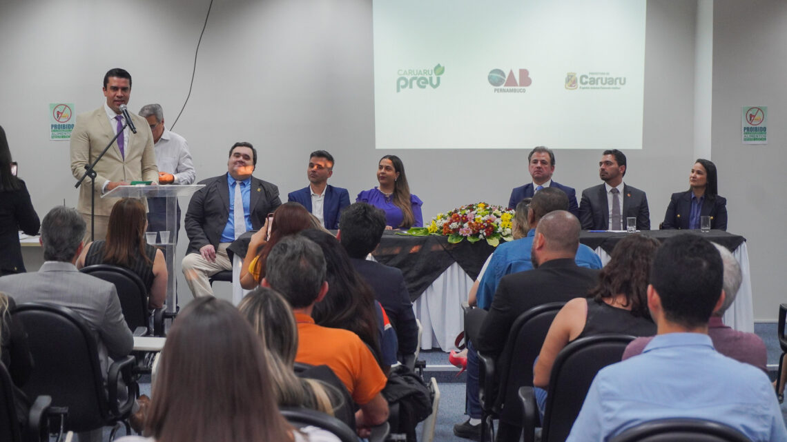 CaruaruPrev e OAB firmam parceria e criam ‘Guichê do Advogado’ CaruaruPrev e OAB firmam parceria e criam ‘Guichê do Advogado’