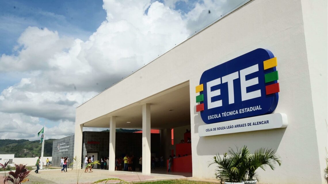 Secretaria de Educação e Esportes de Pernambuco abre inscrição para mais de 13 mil vagas em cursos técnicos 