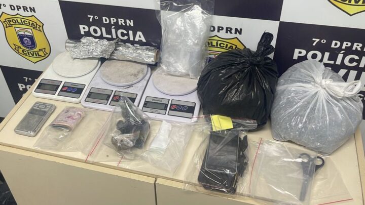 Dupla é presa por tráfico de drogas em Caruaru
