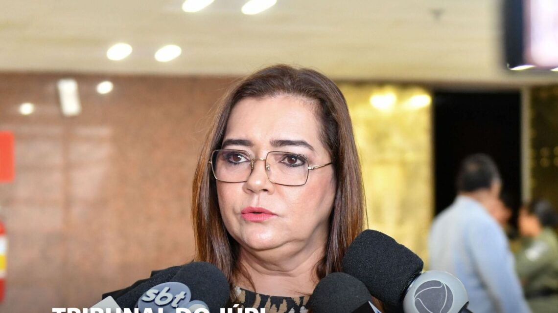 Marido que matou ex-esposa após jogar ácido sulfúrico no rosto dela é condenado a mais de 30 anos de prisão Marido que matou ex-esposa após jogar ácido sulfúrico no rosto dela é condenado a mais de 30 anos de prisão