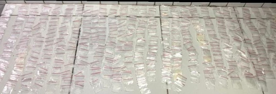 PM apreende mais de 500 pacotes de cocaína PM apreende mais de 500 pacotes de cocaína