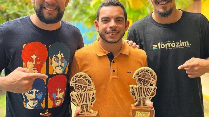 Cantor caruaruense conquista troféus no maior festival de forró do Brasil