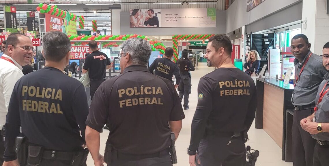 Polícia Federal busca irregularidades em empresas de segurança privada sem autorização Polícia Federal busca irregularidades em empresas de segurança privada sem autorização