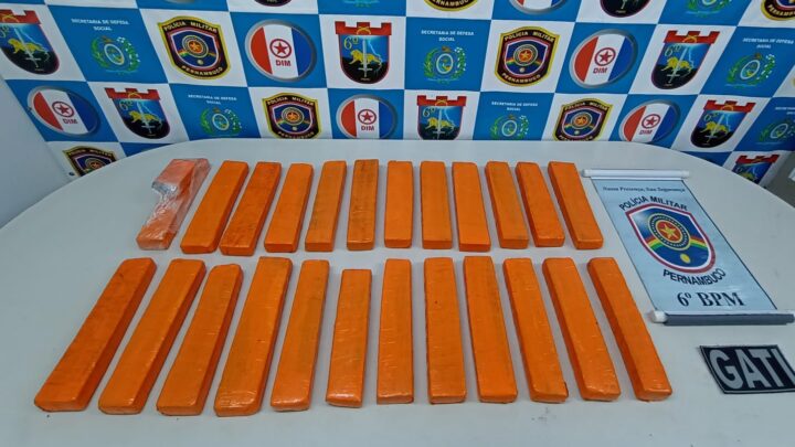 Jovem é apreendido com mais de 18kg de maconha