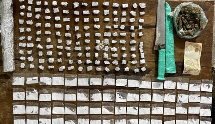 PM prende homem com maconha e ziplocks de cocaína