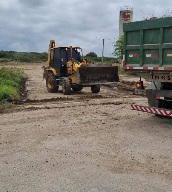 Loteamento Sete Luas recebe melhorias, após pedido do vereador Ranilson Enfermeiro Loteamento Sete Luas recebe melhorias, após pedido do vereador Ranilson Enfermeiro