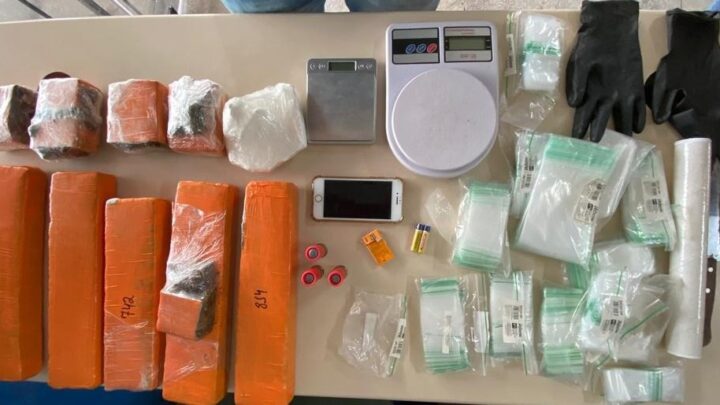 Homem com vários mandados de prisão é detido; Plantação de maconha é erradicada