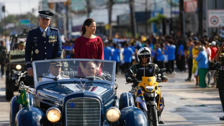 Raquel Lyra participa do desfile cívico-militar em homenagem à Independência do Brasil