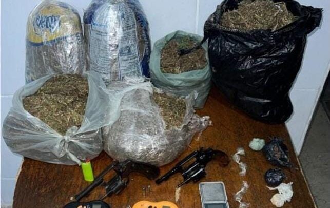 PM apreende grande quantidade de maconha