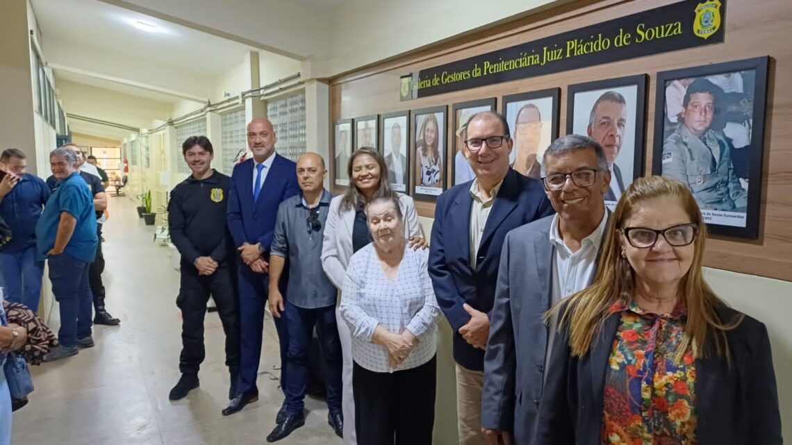 Gestores da Penitenciária de Caruaru são homenageados