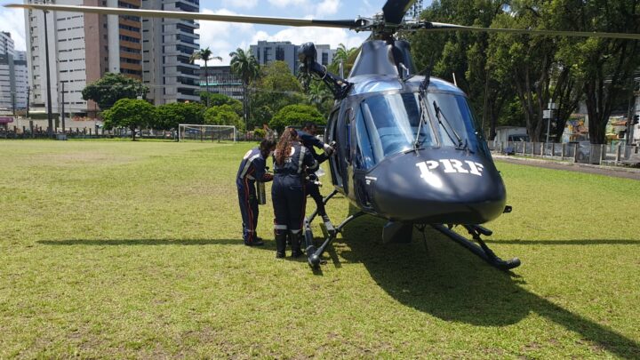 Bebê vítima de afogamento em estado grave é transferido de helicóptero