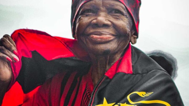 Morre dona Maria José, aos 98 anos, torcedora símbolo do Sport