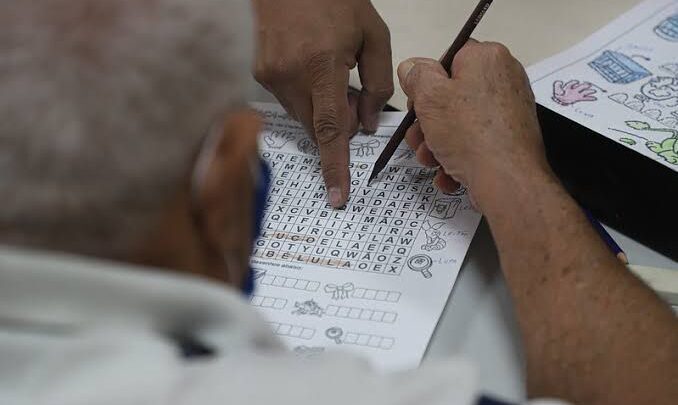 Secretaria de Educação e Esportes de Caruaru lança turma da EJA para idosos a partir dos 60 anos