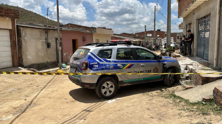 Triplo homicídio: Dois homens e uma mulher foram assassinados em Caruaru