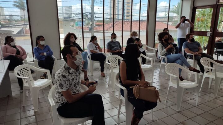 Ponto e Vírgula Caruaru promove encontro para mulheres em processo de luto e vulnerabilidade emocional