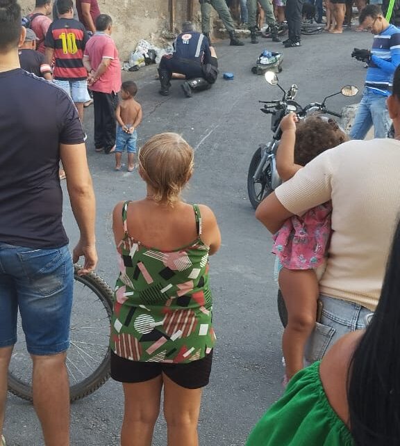 Adolescente morre após bicicleta faltar freio e colidir contra casa