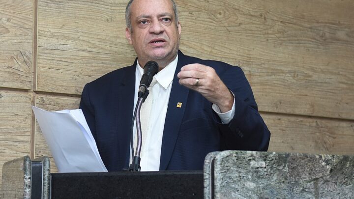 Vereador Jorge Quintino busca fortalecer a educação municipal com assistência psicopedagógica