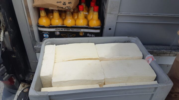 PRF apreende quase 1 tonelada de queijo sem refrigeração na BR 232