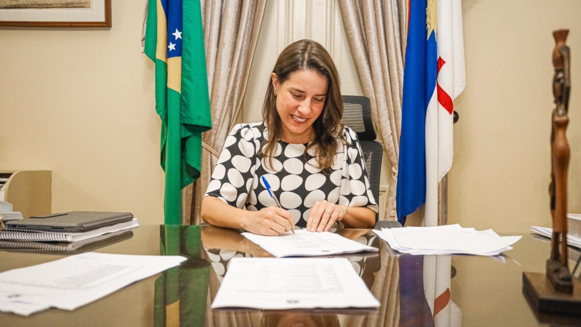 Governo-PE convoca 742 novos servidores e alcança o maior números de nomeações dos últimos dez anos Governo-PE convoca 742 novos servidores e alcança o maior números de nomeações dos últimos dez anos