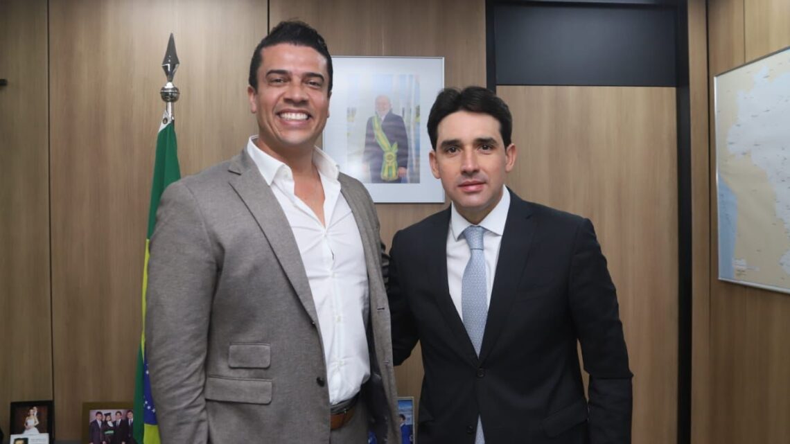 Ministro Silvio Costa Filho e Prefeito Rodrigo Pinheiro confirmam que Aeroporto de Caruaru será reformulado em breve para receber voos das principais cidades do Brasil