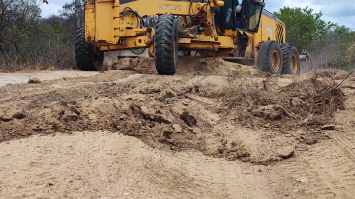 Caruaru: mais de 70 quilômetros de estradas recuperadas na Zona Rural no mês novembro