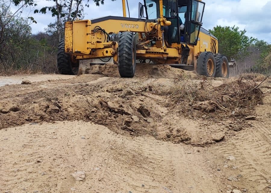 Caruaru: mais de 70 quilômetros de estradas recuperadas na Zona Rural no mês novembro