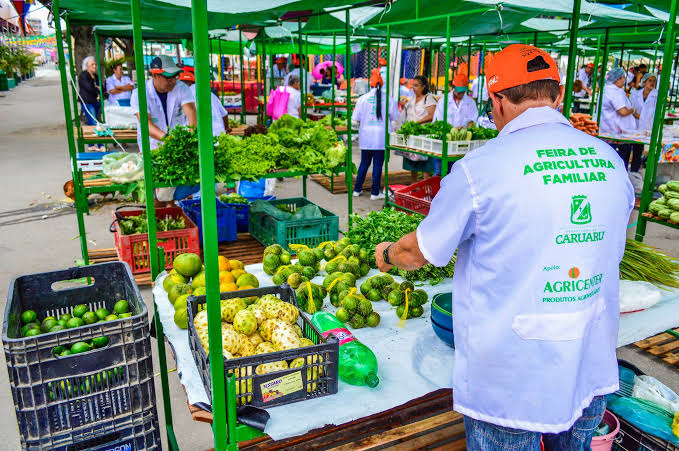 Feira da Agricultura Familiar é uma ótima opção de compras para ceia de Natal e Réveillon Feira da Agricultura Familiar é uma ótima opção de compras para ceia de Natal e Réveillon