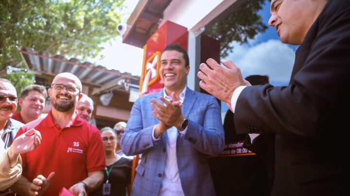 Prefeito Rodrigo Pinheiro inaugura unidade do Crediamigo no Parque 18 de Maio