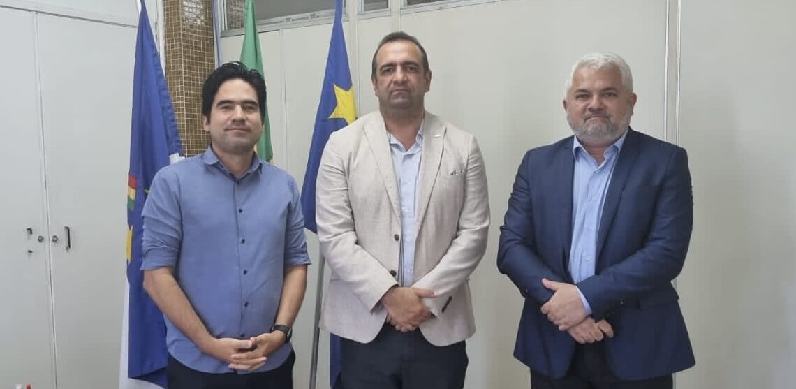 Obras no aeroporto de Caruaru, duplicação da PE 95 e APE 104 próximo ao HRA são discutidas em reunião Obras no aeroporto de Caruaru, duplicação da PE 95 e APE 104 próximo ao HRA são discutidas em reunião