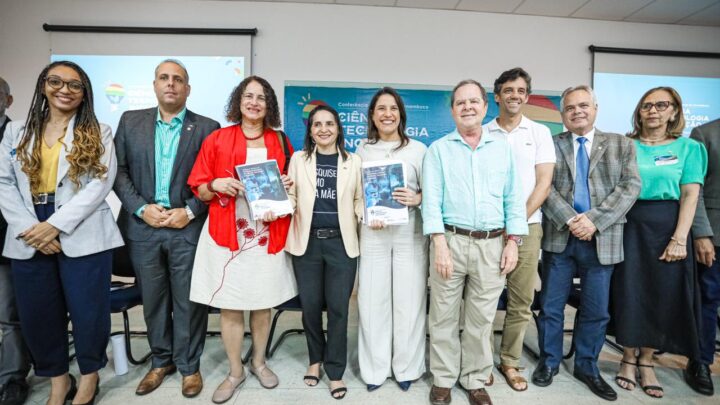 Governadora Raquel Lyra entrega propostas de incentivo à ciência, tecnologia e inovação para a ministra Luciana Santos