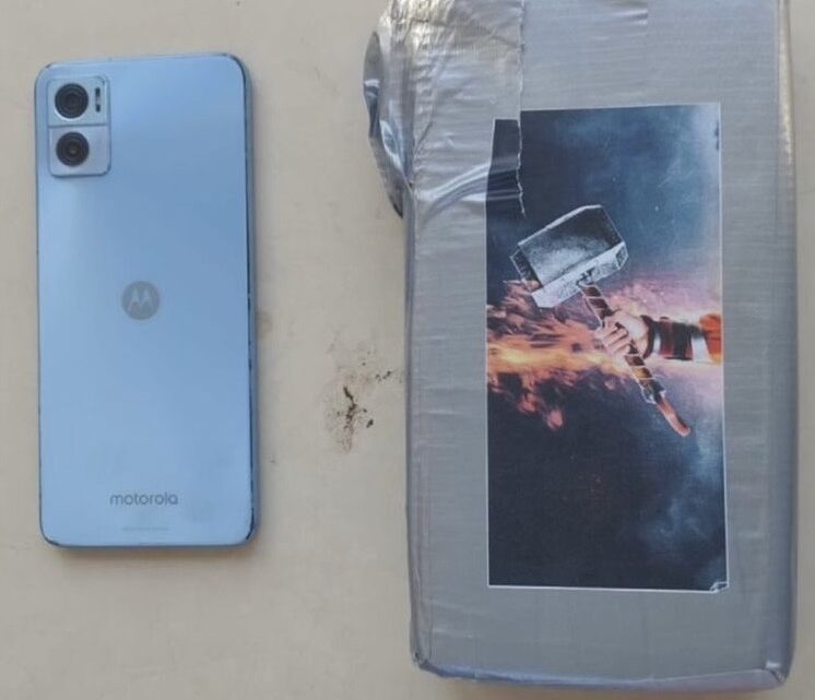 Mulher é capturada com 1 kg de crack Mulher é capturada com 1 kg de crack