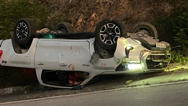 Duas pessoas morrem após troca de tiros seguido de capotamento na BR 232