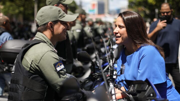 Raquel Lyra inicia entrega de motos para Corpo de Bombeiros, Polícia Militar e Lei Seca que representa ampliação de 65% na frota