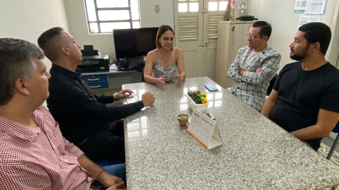 Caruaru firma parceria com Bezerros para trazer os tradicionais Papangus para o Pré-Carnaval Multicultural Caruaru firma parceria com Bezerros para trazer os tradicionais Papangus para o Pré-Carnaval Multicultural
