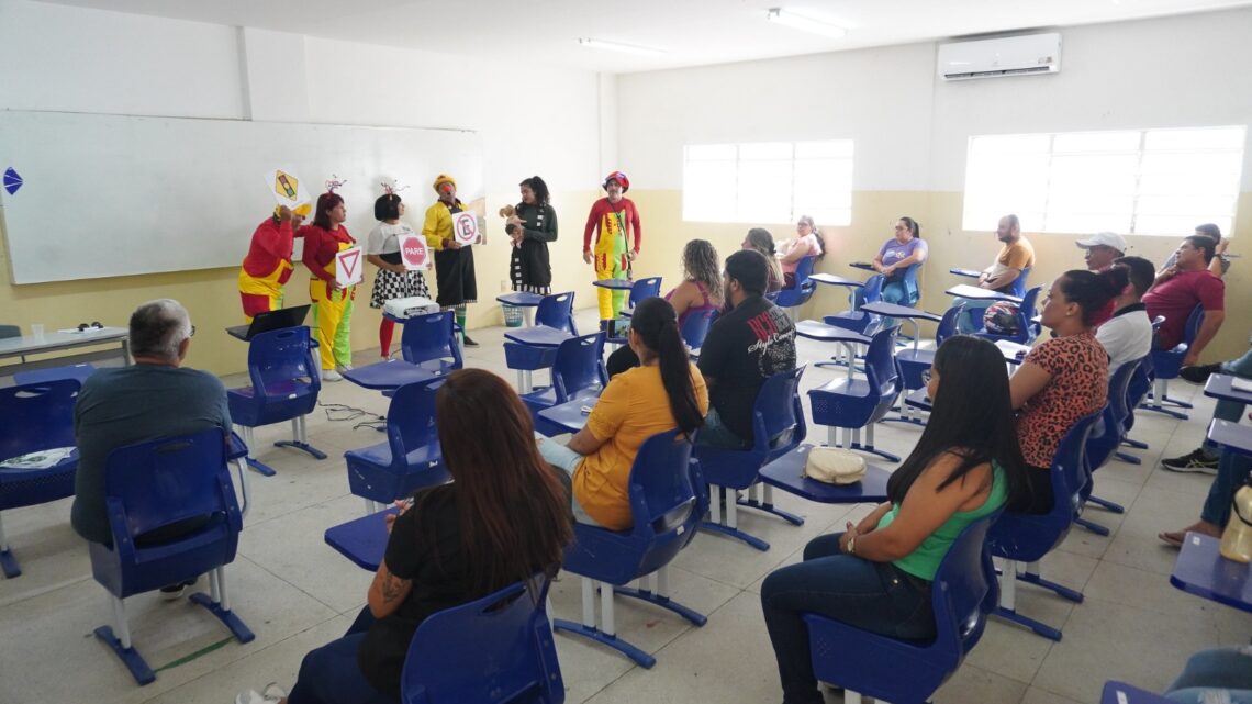 Secretaria de Educação e Esportes de Caruaru realiza capacitação para 200 servidores do transporte escolar