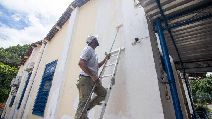 Programa Investe Escola promove reparos em toda a rede estadual para o início do ano letivo 
