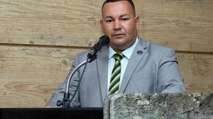 Vereador Cabo Cardoso solicita ao prefeito Rodrigo Pinheiro a convocação dos aprovados no concurso público para admissão de apoio escolar, monitores e auxiliares de sala