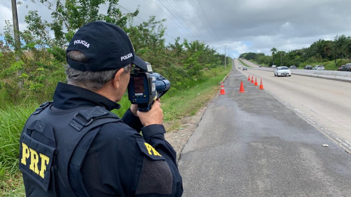 PRF realiza operação com foco no excesso de velocidade em Pernambuco PRF realiza operação com foco no excesso de velocidade em Pernambuco