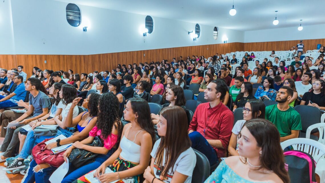 Secretaria de Educação e Esportes de Caruaru abre inscrições para Cursinho Popular Edilson de Góis