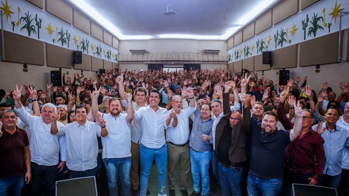 Rodrigo Pinheiro mostra força ao receber apoio do Podemos